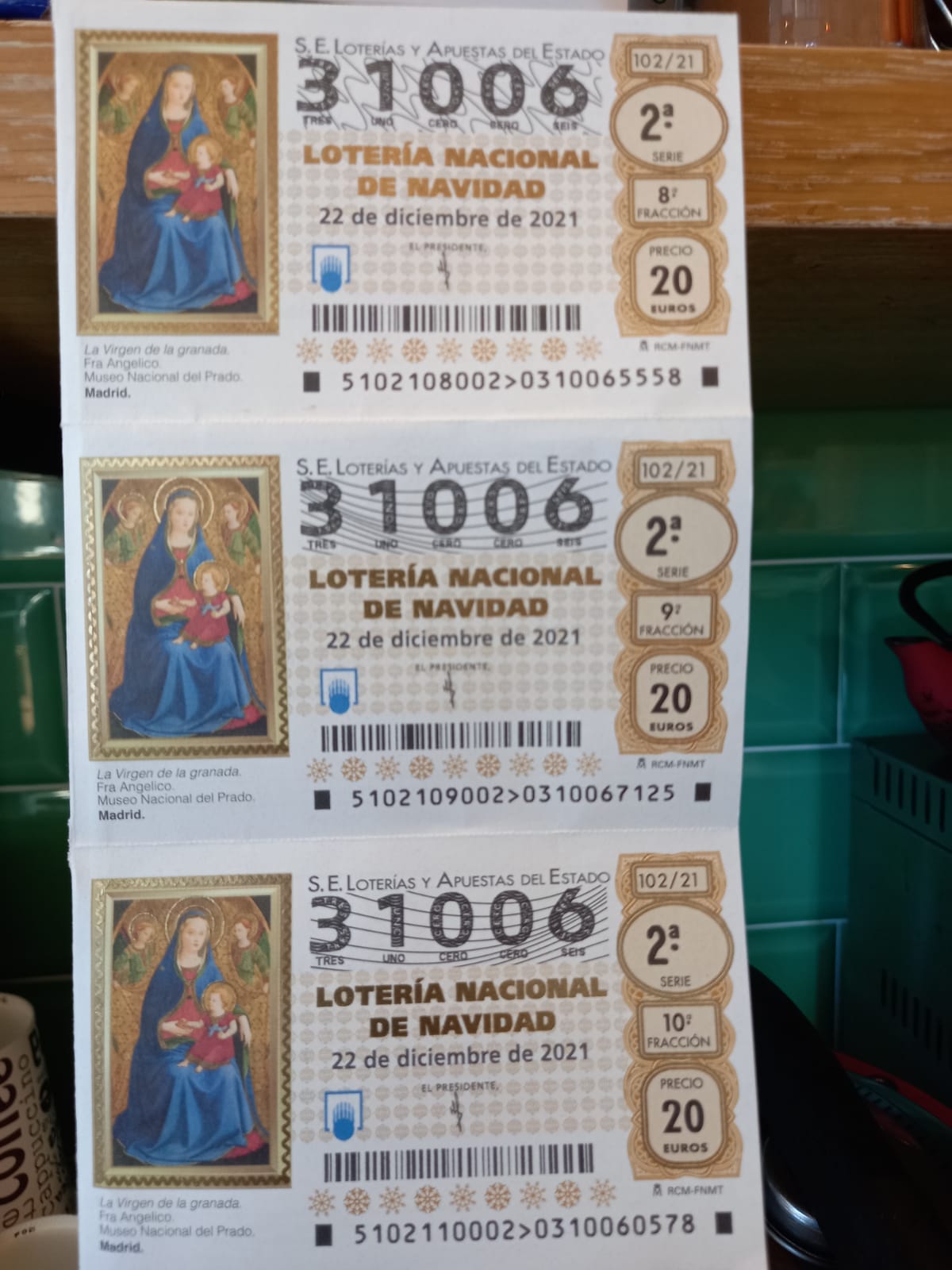 Lotería de Navidad con el código